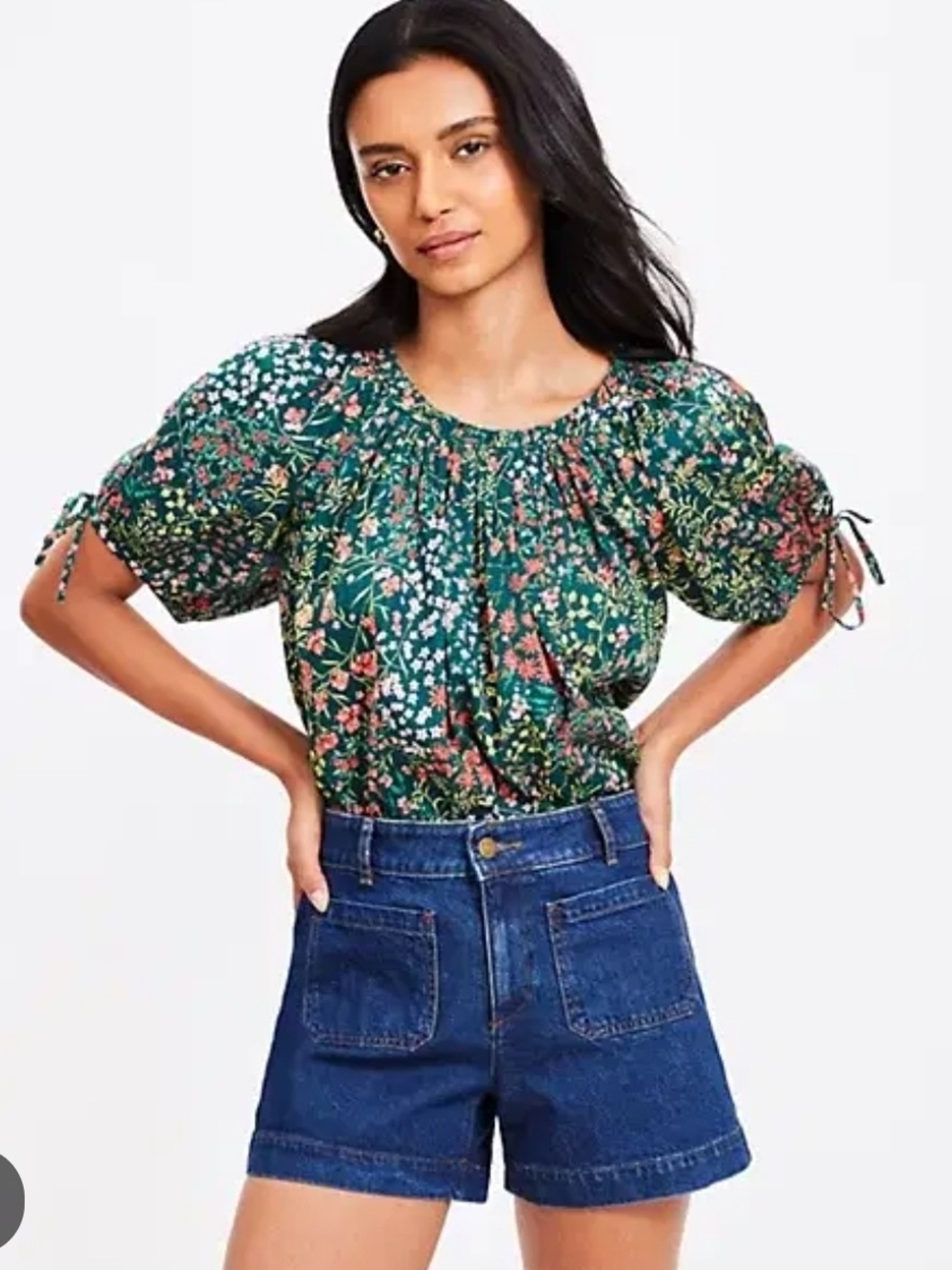 LOFT Green Floral Puff-Sleeve Blouse with Tie Detail